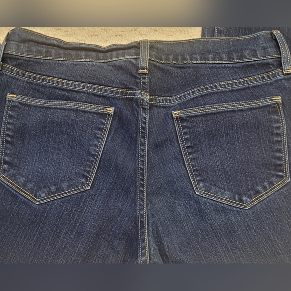 Old Navy The Flirt Jeans Zipper Fly Flare 6 Very Nice Condition - Picture 4 of 4